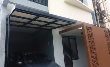 Rumah 2 Lantai Ready Murah Jatiasih Kota Bekasi Dekat Kolam Renang Sirkus Waterplay
