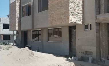 Vendo casa 150 mts obra gris $36.000 solo al contado San Antonio de Pichincha 3 dormitorios