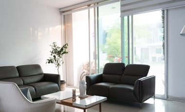RESIDENCIA EN VALLE IMPERIAL