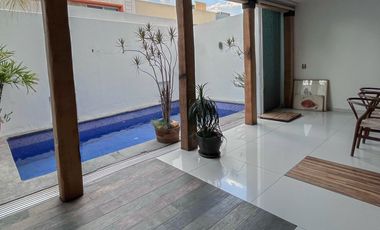 RESIDENCIA EN VALLE IMPERIAL