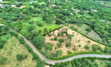 LOTE EN VENTA CONDOMINIO CAMPESTRE MONTELAGOS   LA MESA CUNDINAMARCA