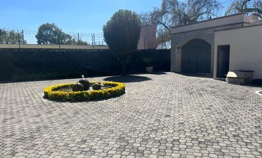 Casa en VENTA… Los Sauces Col. Llano Grande, Metepec, Méx.