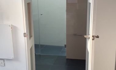 EXCELENTE AMPLIA CASA CATALOGADA EN ROMA SUR