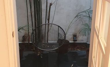 EXCELENTE AMPLIA CASA CATALOGADA EN ROMA SUR