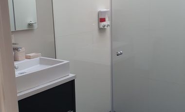 EXCELENTE AMPLIA CASA CATALOGADA EN ROMA SUR