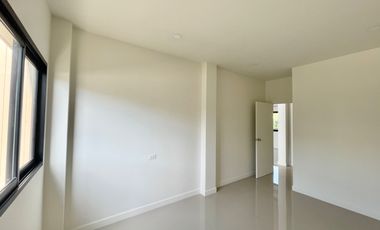 ขายทาวน์โฮม เพนท์วิลล์ รังสิต-คลอง6 3 ห้องนอน 2 ห้องน้ำ พร้อมเข้าอยู่