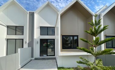 ขายทาวน์โฮม เพนท์วิลล์ รังสิต-คลอง6 3 ห้องนอน 2 ห้องน้ำ พร้อมเข้าอยู่