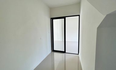 ขายทาวน์โฮม เพนท์วิลล์ รังสิต-คลอง6 3 ห้องนอน 2 ห้องน้ำ พร้อมเข้าอยู่