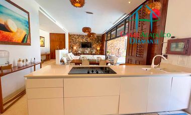 Casa en renta vacacional con alberca y jardín privados