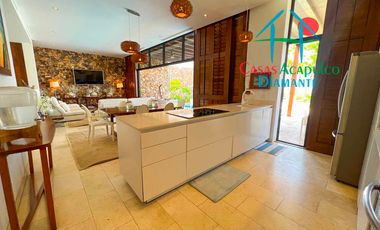 Casa en renta vacacional con alberca y jardín privados