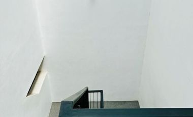 Dijual Rumah Siap Huni, Dalam Kompleks di Mampang Prapatan Jakarta Selatan