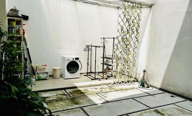 Dijual Rumah Siap Huni, Dalam Kompleks di Mampang Prapatan Jakarta Selatan