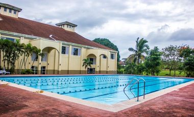 3 Bedroom House For Rent in a Golf Community near Tagaytay in Silang, Cavite