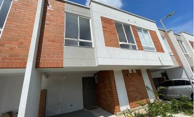 VENDO PARA ESTRENAR CASA EN CONDOMINIO SUR DE CALI  BARRIO SIENA SECTOR CIUDAD PACÍFICA