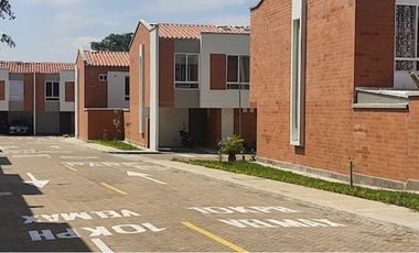 VENDO PARA ESTRENAR CASA EN CONDOMINIO SUR DE CALI  BARRIO SIENA SECTOR CIUDAD PACÍFICA