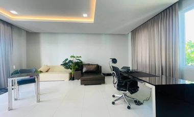 THE MINIMALUXE is different from all other residences within the development project. Created to foster a sense of zen- like calm, creativity ,seamles