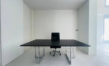 THE MINIMALUXE is different from all other residences within the development project. Created to foster a sense of zen- like calm, creativity ,seamles