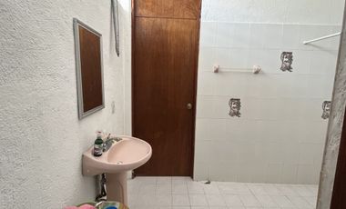 Casa de la laguna jardín y alberca en Acapulco (tres palos)