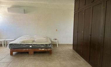 Casa de la laguna jardín y alberca en Acapulco (tres palos)