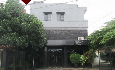 Gedung 2 Lantai, Jl. Pagelarang, Cipayung, Jakarta Timur