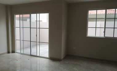 ALQUILER DE CASA EN CASALAGUNA