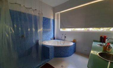 SE ALQUILA HERMOSA Y AMPLIA CASA EN EXCLUSIVO SECTOR DEL OESTE