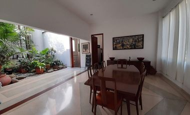 SE ALQUILA HERMOSA Y AMPLIA CASA EN EXCLUSIVO SECTOR DEL OESTE