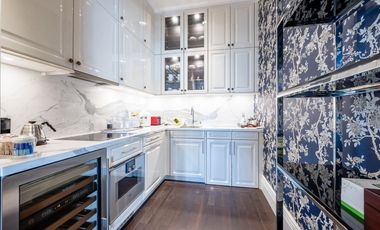 Super luxury unit in prime location of Bangkok for Sale at 98 Wireless