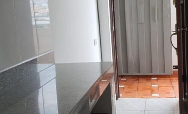 Se alquila suite en alamos cerca del Riocentro norte - Tercer piso (J Luna)