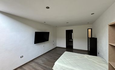 Depa moderno de una habitación en zona residencial