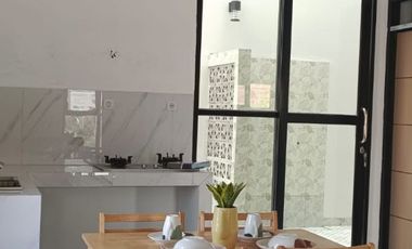 Rumah RJR Jl.Raya Babelan, Baru 2/1 LANTAI, Harga Murah Mewah, di Dkt Kota Bekasi Utara, Jual Dijual