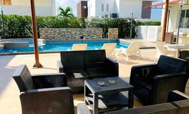 Casa de venta, zona norte de Montecristi Golf Club