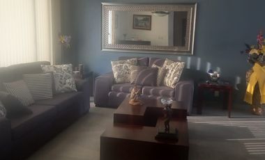 VENTA CASA CON JARDIN LOMAS VERDES 6TA SECCION
