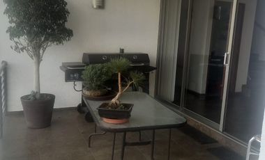 VENTA CASA CON JARDIN LOMAS VERDES 6TA SECCION