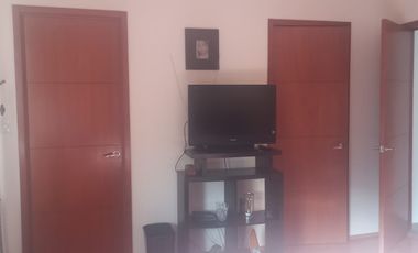 VENTA CASA CON JARDIN LOMAS VERDES 6TA SECCION