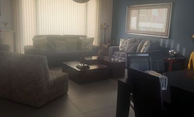 VENTA CASA CON JARDIN LOMAS VERDES 6TA SECCION