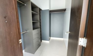 Samborondon, Renta de linda casa de estreno 4 dormitorios con pisicna y jacuzzi