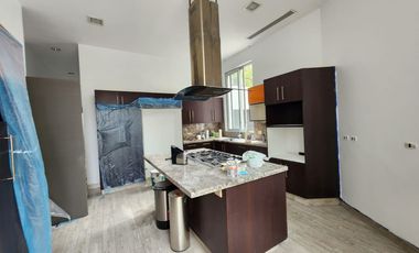 Samborondon, Renta de linda casa de estreno 4 dormitorios con pisicna y jacuzzi