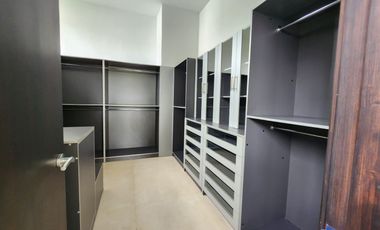 Samborondon, Renta de linda casa de estreno 4 dormitorios con pisicna y jacuzzi