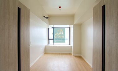 Bare Unit 1BR Condo for Sale in Mandani Bay Suites, Cebu City