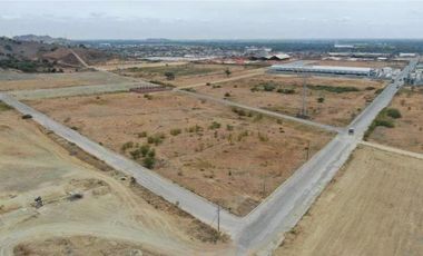 En Guayaquil terreno industrial 20000 m2 uso de suelo alto impacto (Via a Daule km 22)