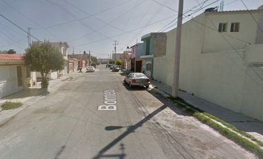 Casa en Remate Bancario; adquiérela muy por debajo de su valor comercial real.