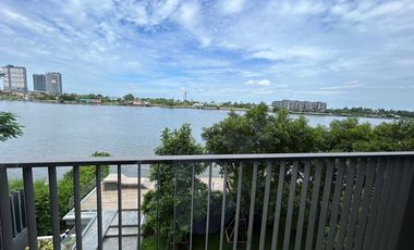 Beautiful river view ！Best Price ！Luxury condo for sale The Politan Breeze 60.97 sq m, fully furnished, ready to move in! Near MRT Phra Nang Klao Bridge Station ,Tonsak food market in front of the project ,near Central Rattanathibet !