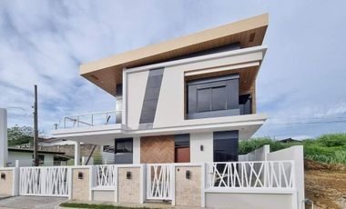 Pretty, newly built, semi-furnished 4 bedrooms house in davao city,