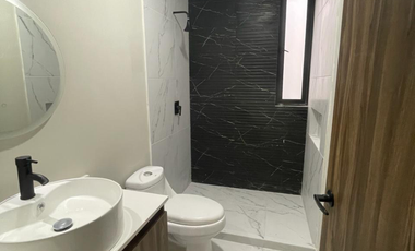 Hermosa Casa ZONA ESMERALDA