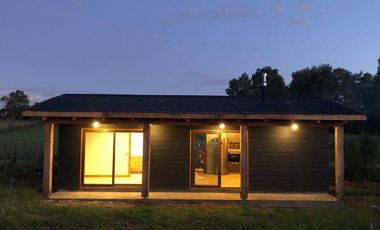 Z O N A S U R . C L Venta Casa Habitación con 2 cabañas anexas.