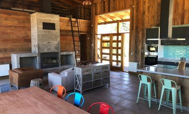 Z O N A S U R . C L Venta Casa Habitación con 2 cabañas anexas.