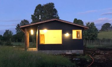 Z O N A S U R . C L Venta Casa Habitación con 2 cabañas anexas.