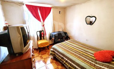 LINDA CASA DE 5 DORMITORIOS EN PASAJE TRANQUILO Y SEGURO, COMUNA DE SAN JOAQUÍN