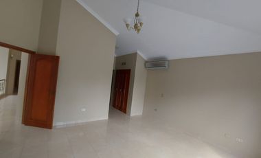 Via La Costa, Renta de Linda Casa 3 Dorm con Piscina, Jacuzzi Vista Al Lago